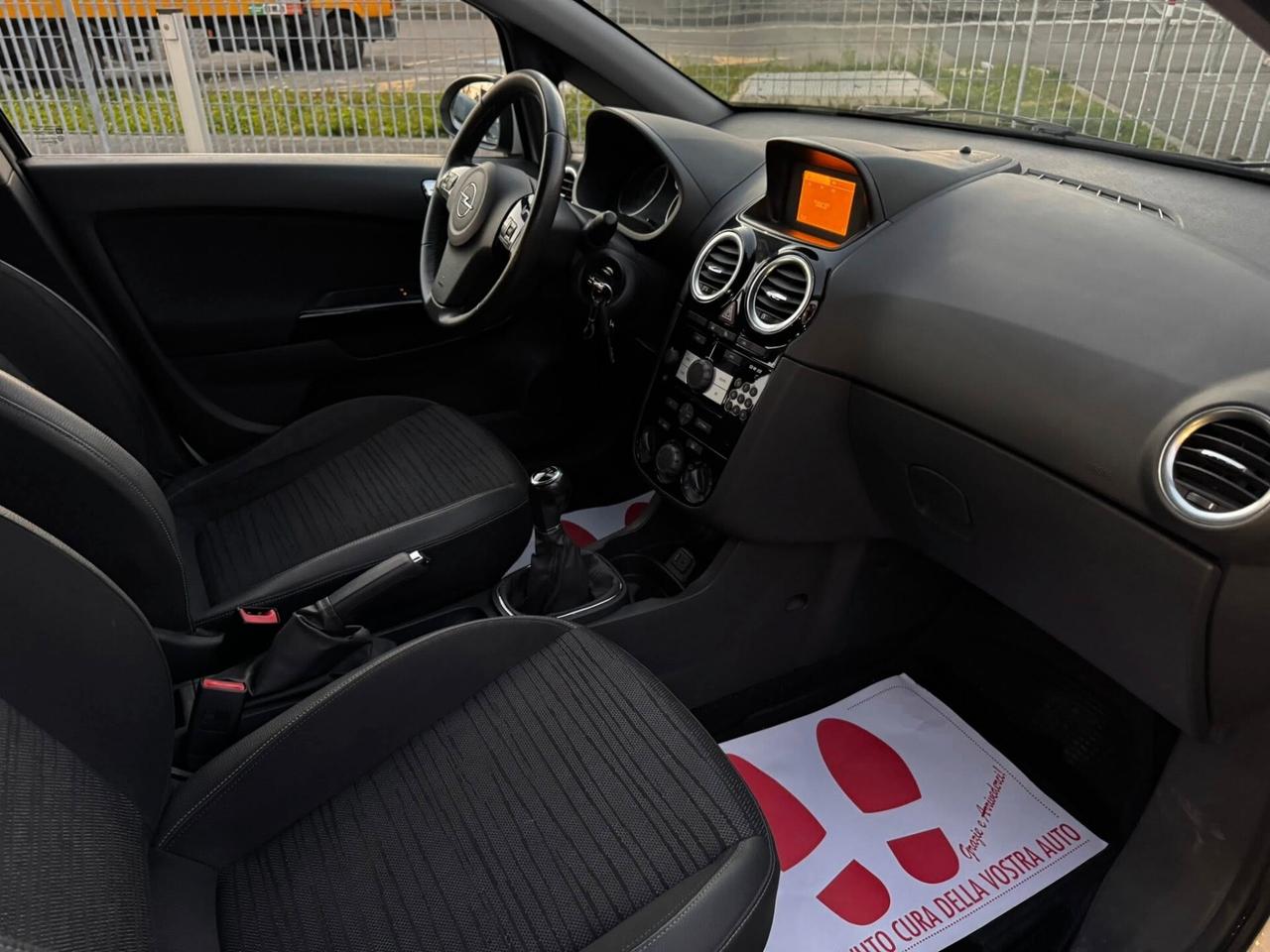 Opel Corsa 1.2 85CV 5 porte GPL-TECH Edition