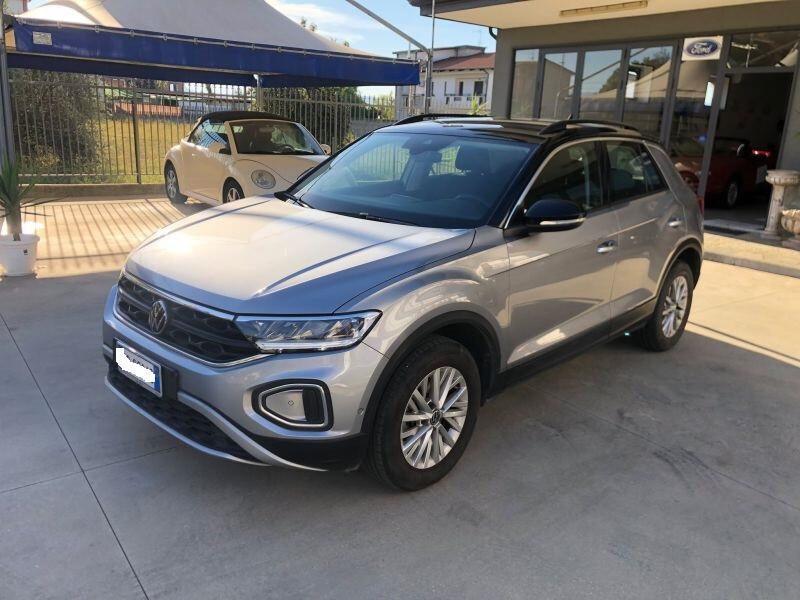 Volkswagen T-Roc 1.5TSI ACT DSG R-Line 2023