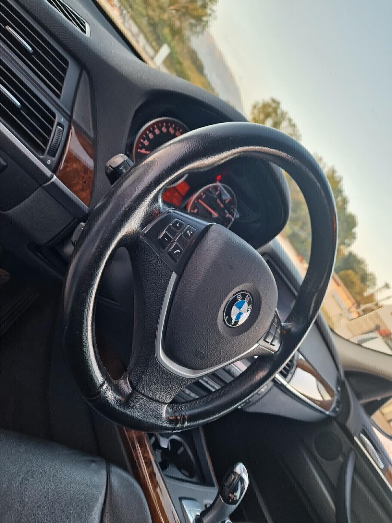 BMW X5 xDrive30d Futura - 2011