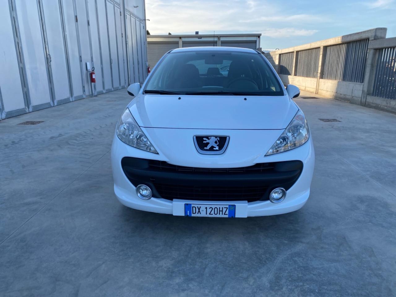 Peugeot 207 1.4 8V 75CV 5p. Energie Sport ECO GPL