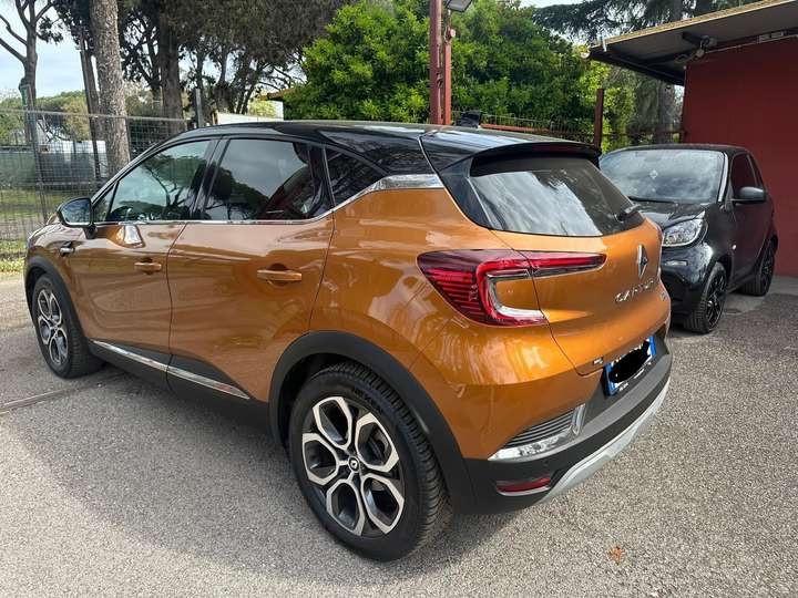 Renault Captur Plug-in Hybrid E-Tech 160 CV RS Line