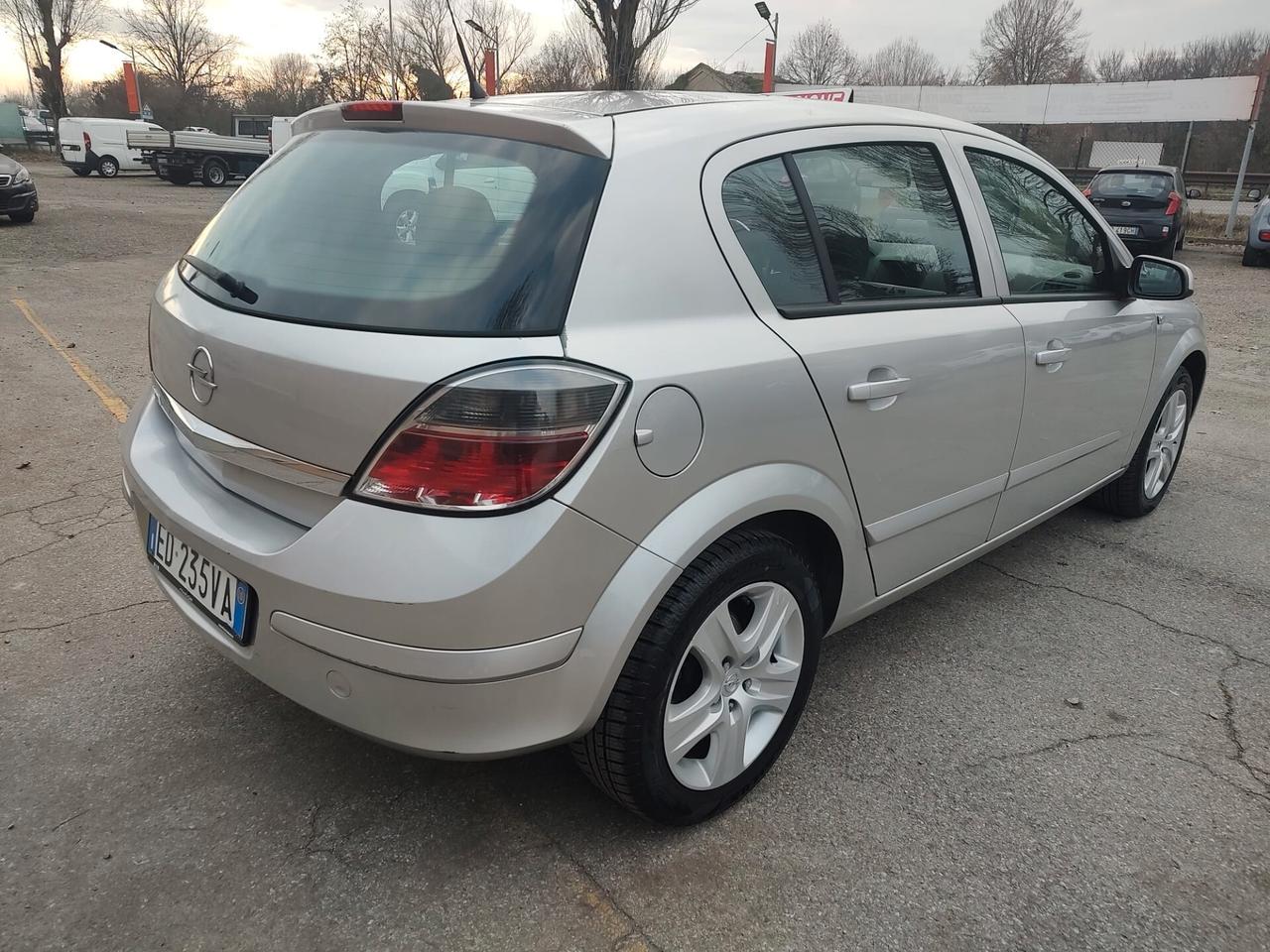 Opel Astra 1.6 16V VVT Station Wagon Cosmo, SOLO 60.000KM, OK NEOPATENTATI.