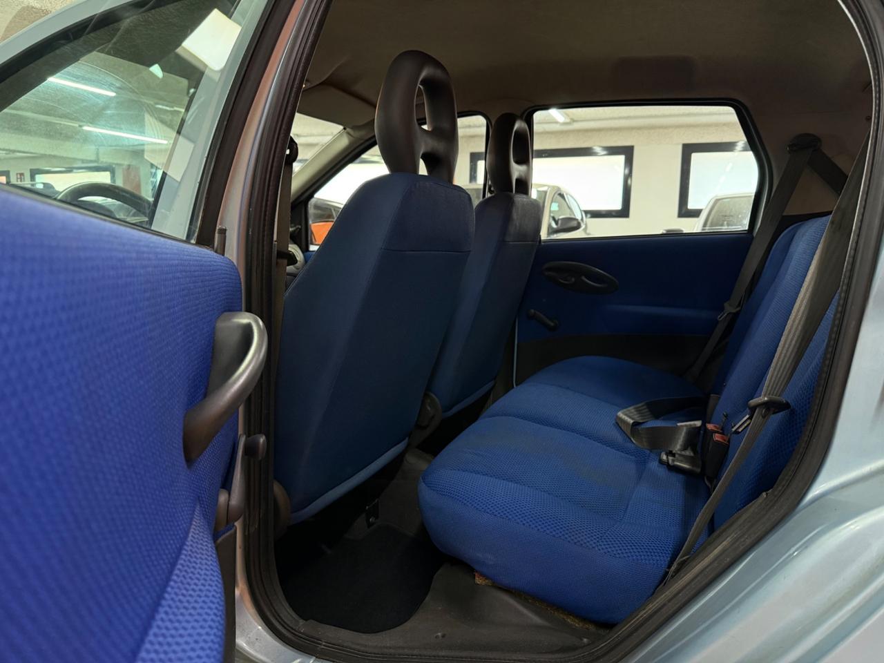 Fiat Punto 1.2i cat 5 porte