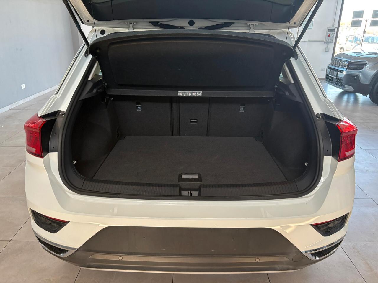 Volkswagen T-Roc 1.6 TDI SCR Business BlueMotion Technology