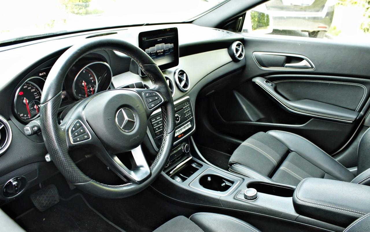 Mercedes-benz CLA 200 S.W. Business