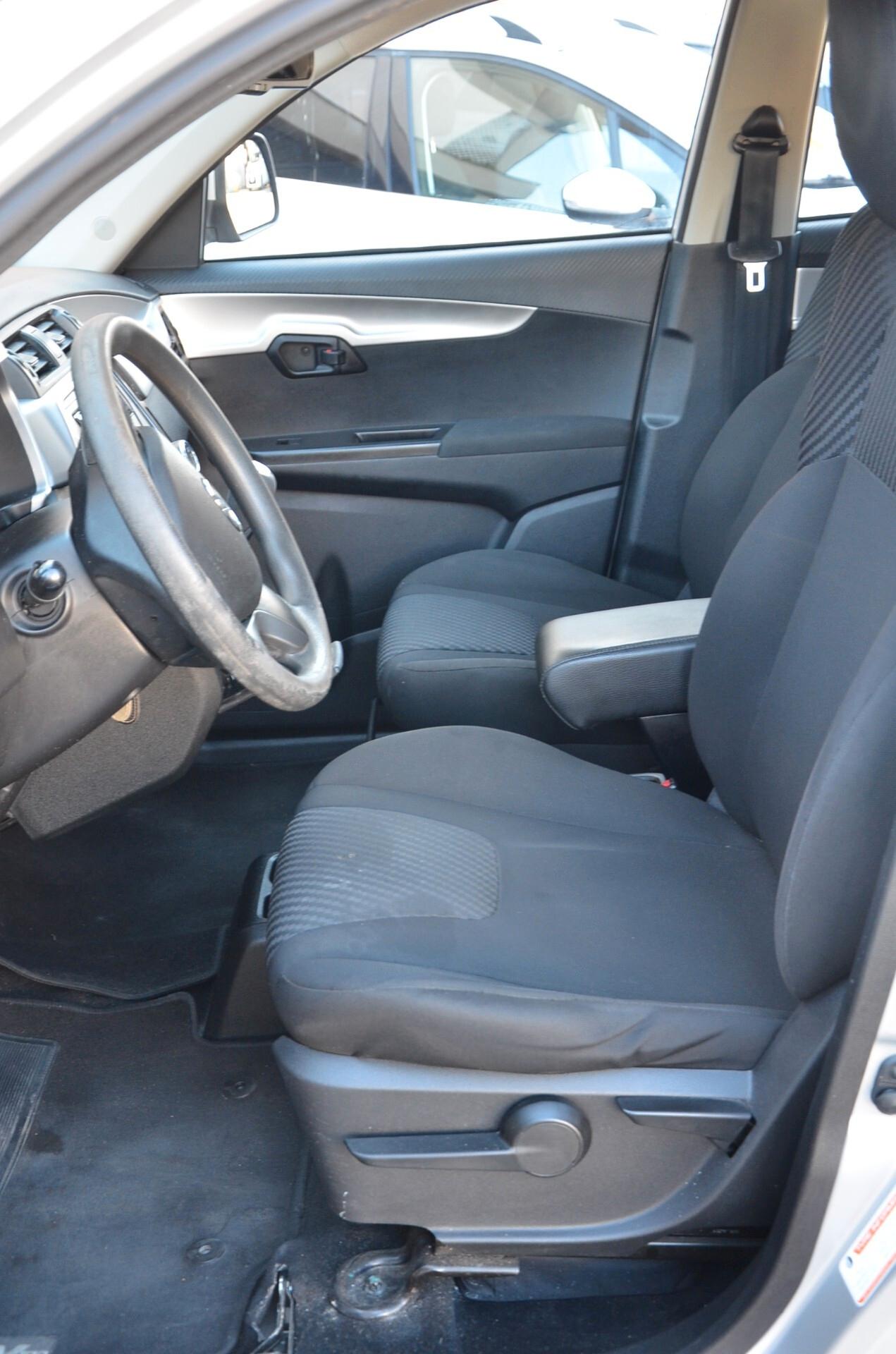 Mahindra KUV100 1.2 VVT M-Bifuel(GPL)