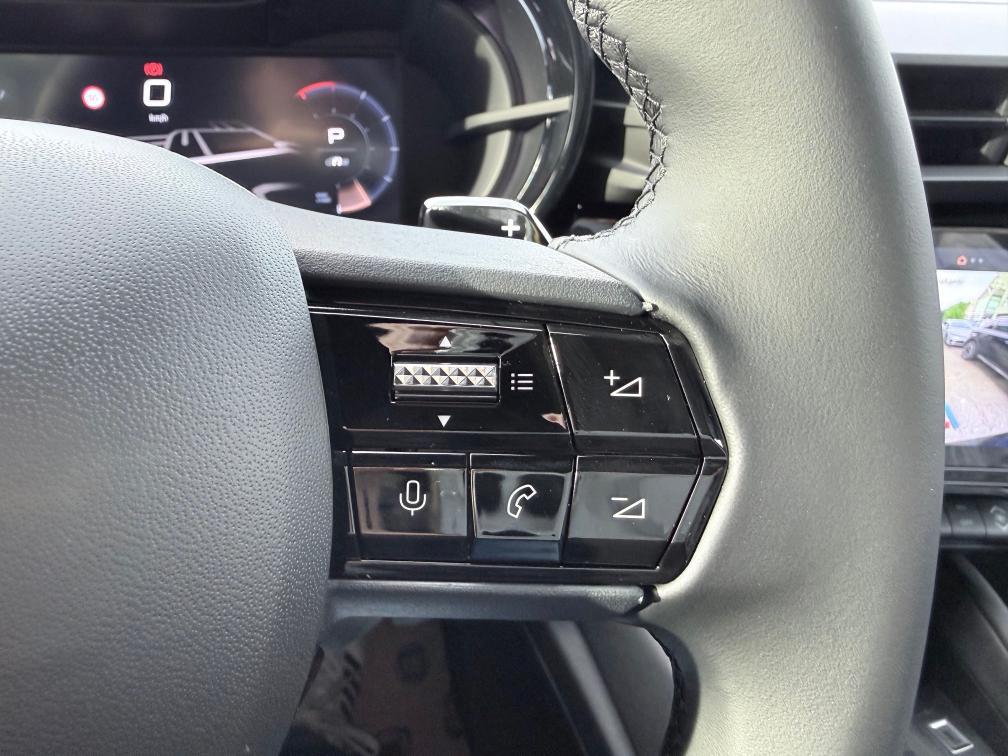 Alfa Romeo Junior 1.2 ibrida Speciale 145cv edct6