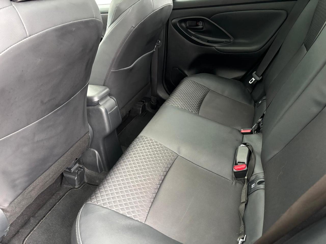 Toyota Yaris 1.5 Full Hybrid Lounge #GM