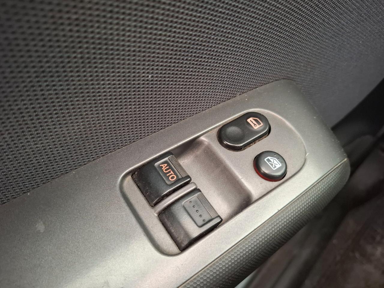 Honda Jazz 1.2 i-DSi 5p. Live +