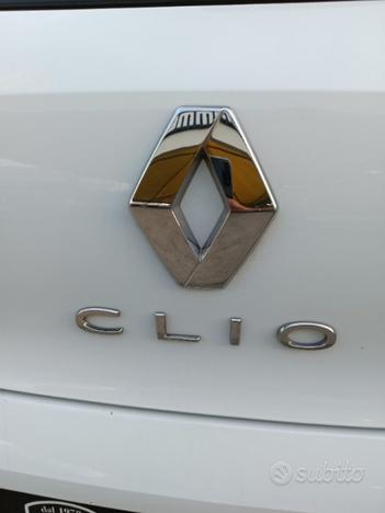 RENAULT Clio TCe 90 CV 5 porte Intens i.e