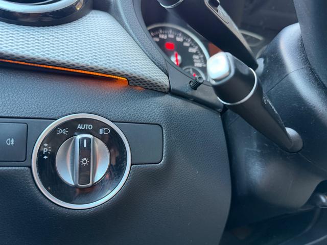 MERCEDES-BENZ B 180 SPORT+NAVI+LED+RCAM+PELLE-TEX+CRUISE+17BLACK