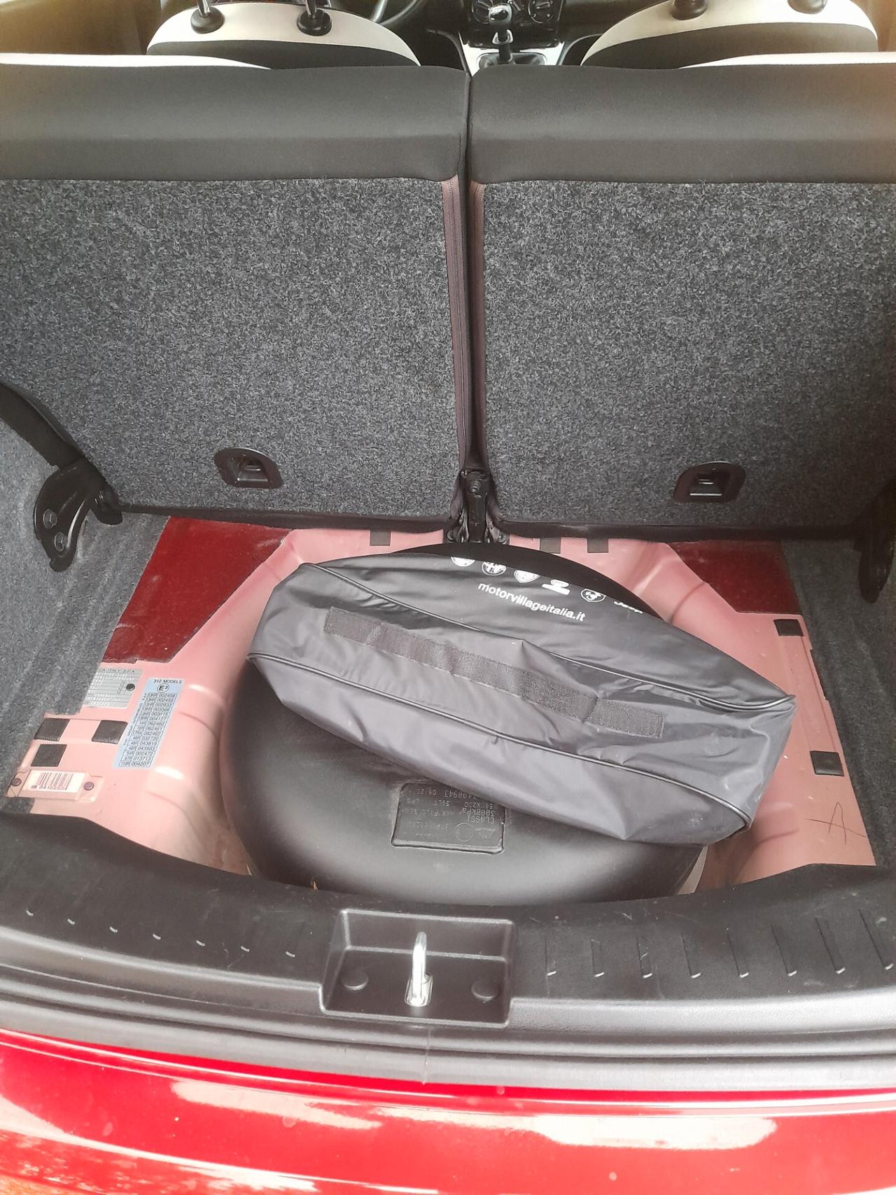 Lancia Ypsilon 1.2 69 CV 5 porte GPL