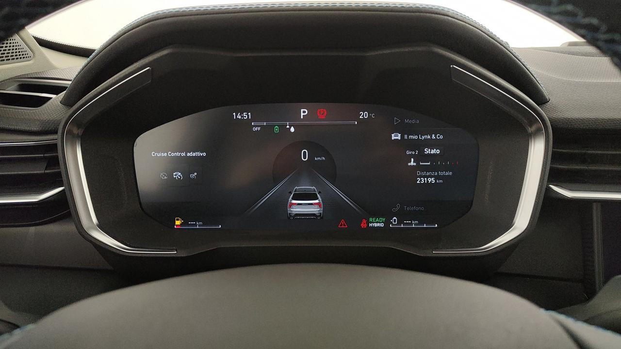 LYNK & CO 01 1.5 td phev auto