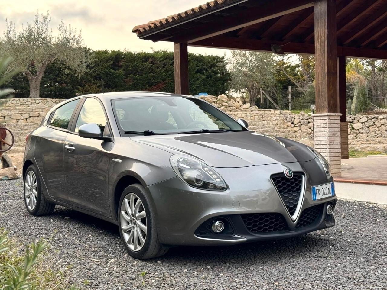 Alfa Romeo Giulietta 1.6 120 CV Super 2017 155KM