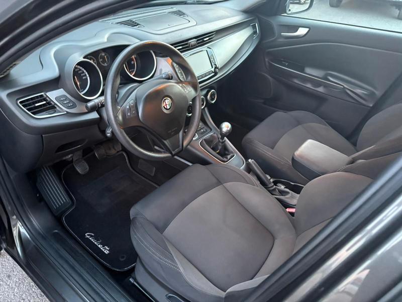 Alfa Romeo Giulietta 1.6 jtdm 105 CV OK NEOPATENTATI