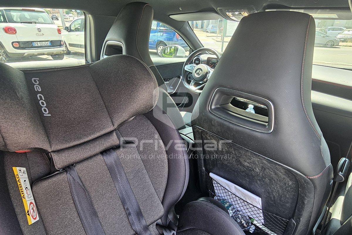 MERCEDES A 180 d Automatic Premium