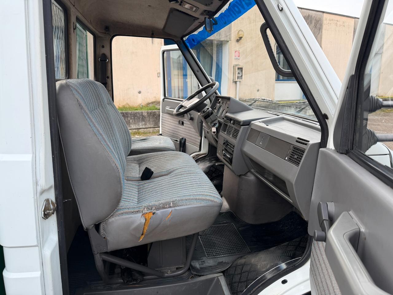 Iveco Daily 30-8 2.5 Diesel 1991