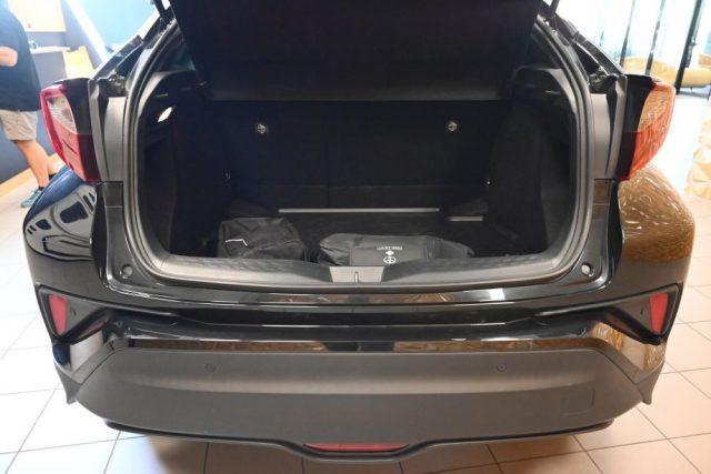 TOYOTA C-HR 1.8 Hybrid GR SPORT 2WD E-CVT AUTOCARRO NAVI FULL!