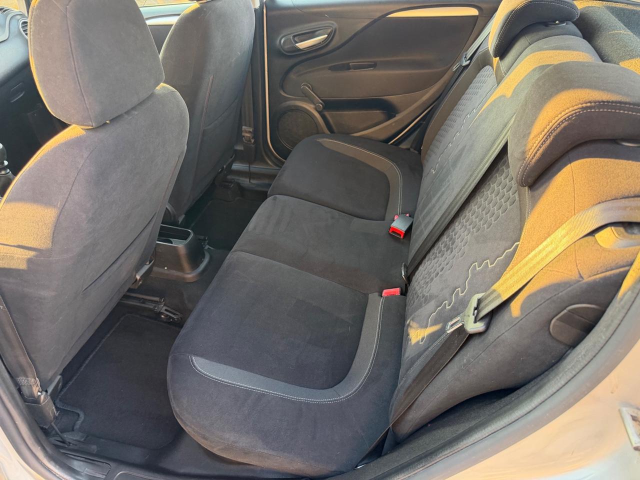 Fiat Punto 1.2 8V 5 porte Street