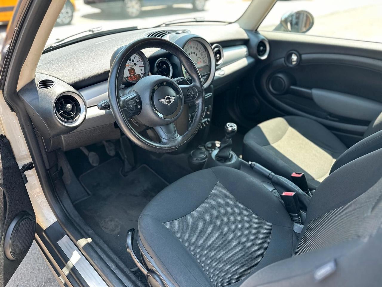 Mini Mini 1.6 16V One (55kW)
