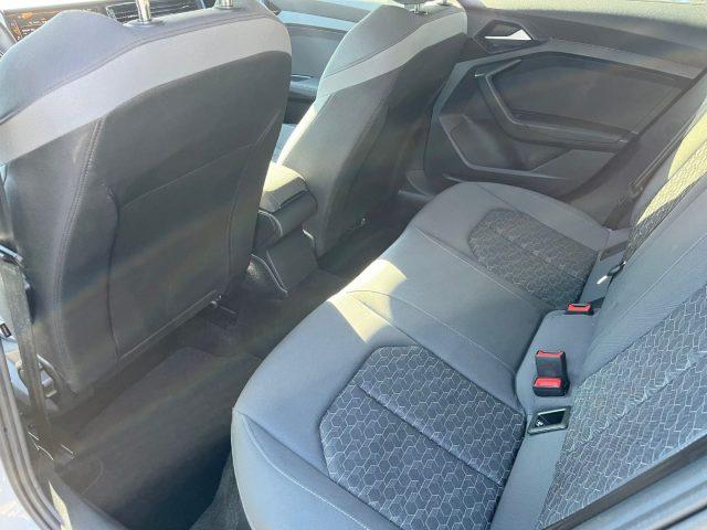 AUDI A1 SPB 30 TFSI Identity Black