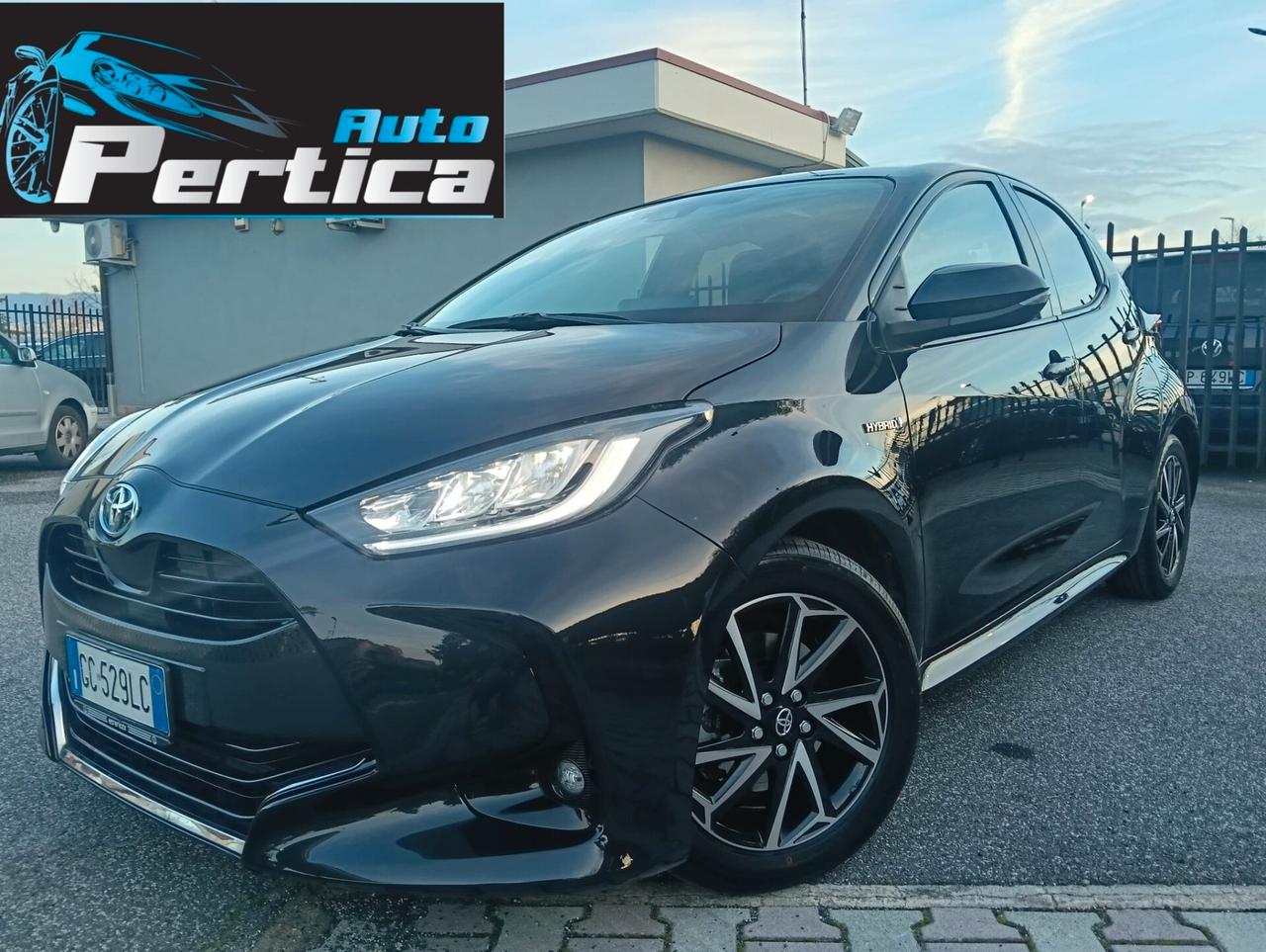 Toyota Yaris 1.5 Hybrid 5 porte Lounge