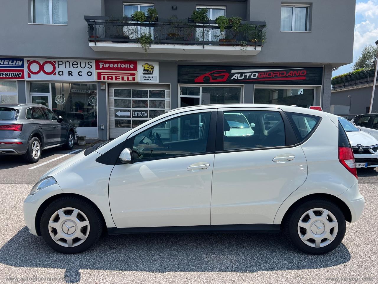 MERCEDES-BENZ A 160 BlueEFFICIENCY Premium