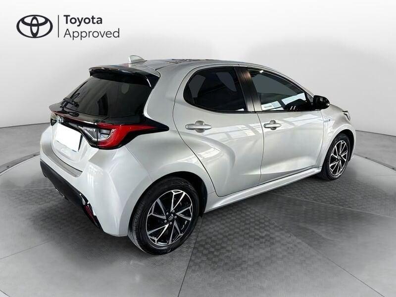 Toyota Yaris 1.5 hybrid Lounge