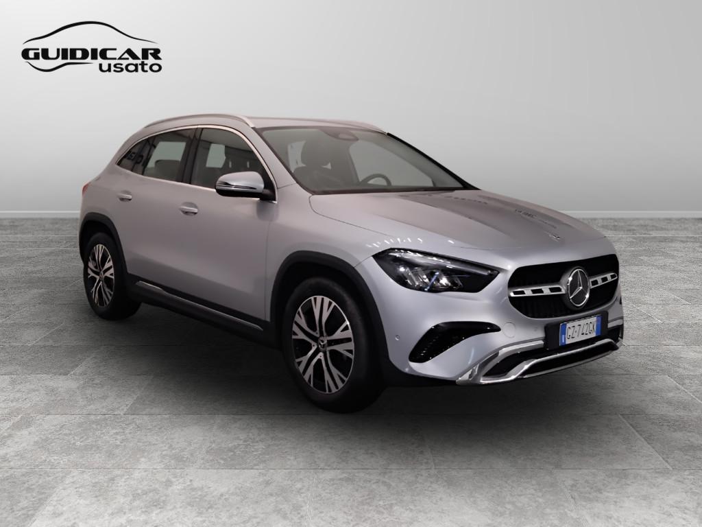 Mercedes-Benz GLA-H247 2023 - GLA 180 d Progressive Advanced auto