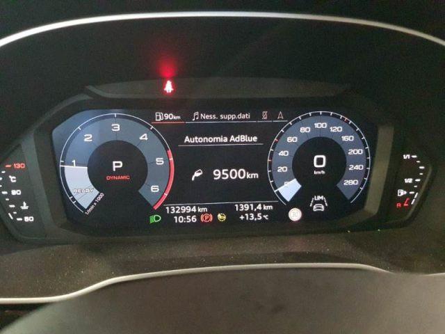 AUDI Q3 35 TDI quattro S tronic S line edition