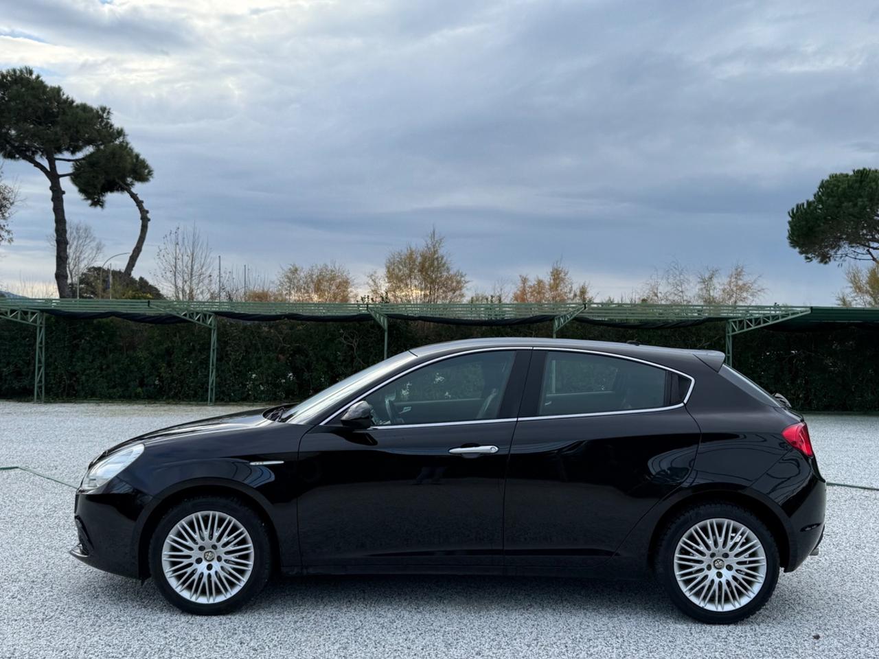 Alfa Romeo Giulietta 1.6 JTDm-2 105 CV Distinctive