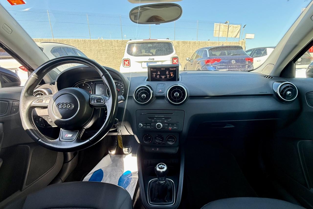Audi A1 1.6 TDI 90 CV S-Line Exterior Pack,LED Diurni,Bluetooth,Comandi al volante,ecc.