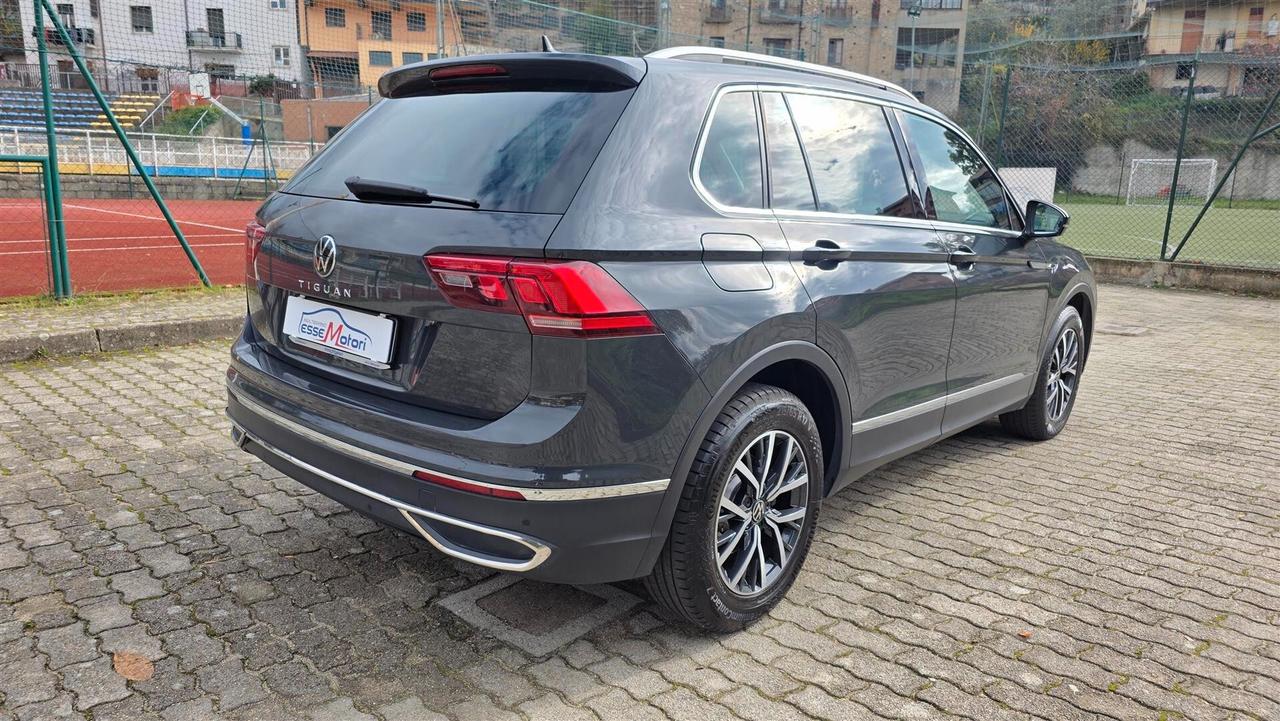 Volkswagen Tiguan 2.0 TDI 150 CV SCR DSG Elegance
