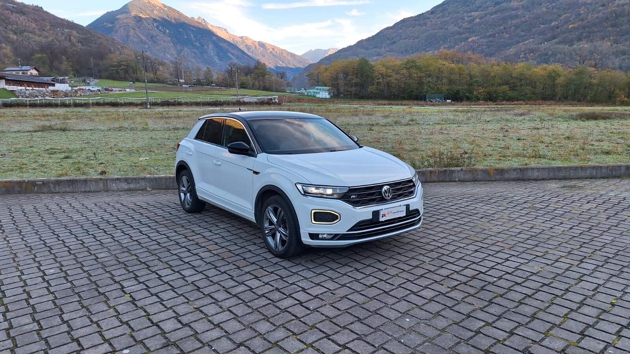 Volkswagen T-Roc 1.5 R-LINE Virtual Key-less 150cv