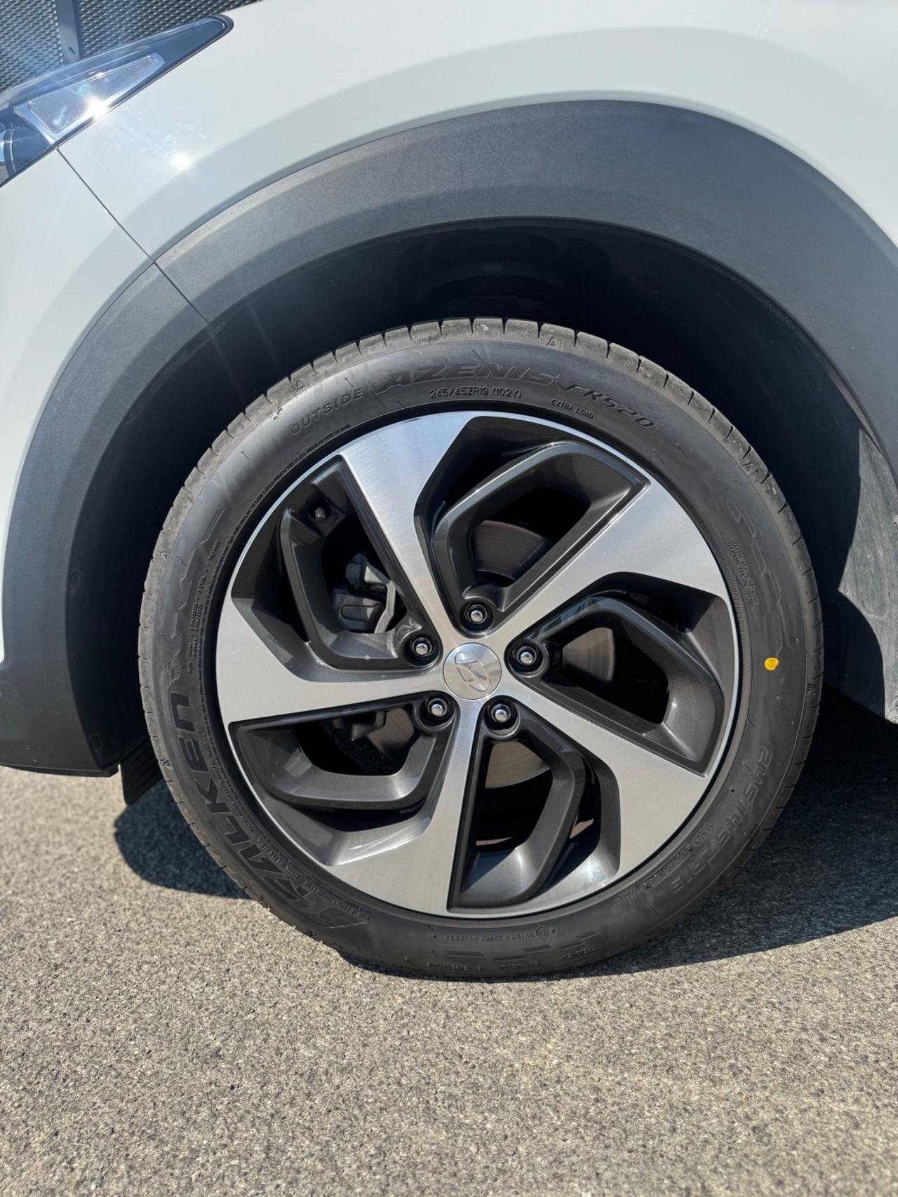 HYUNDAI TUCSON 1.7 XPOSSIBLE 52.000 KM FULL FULL