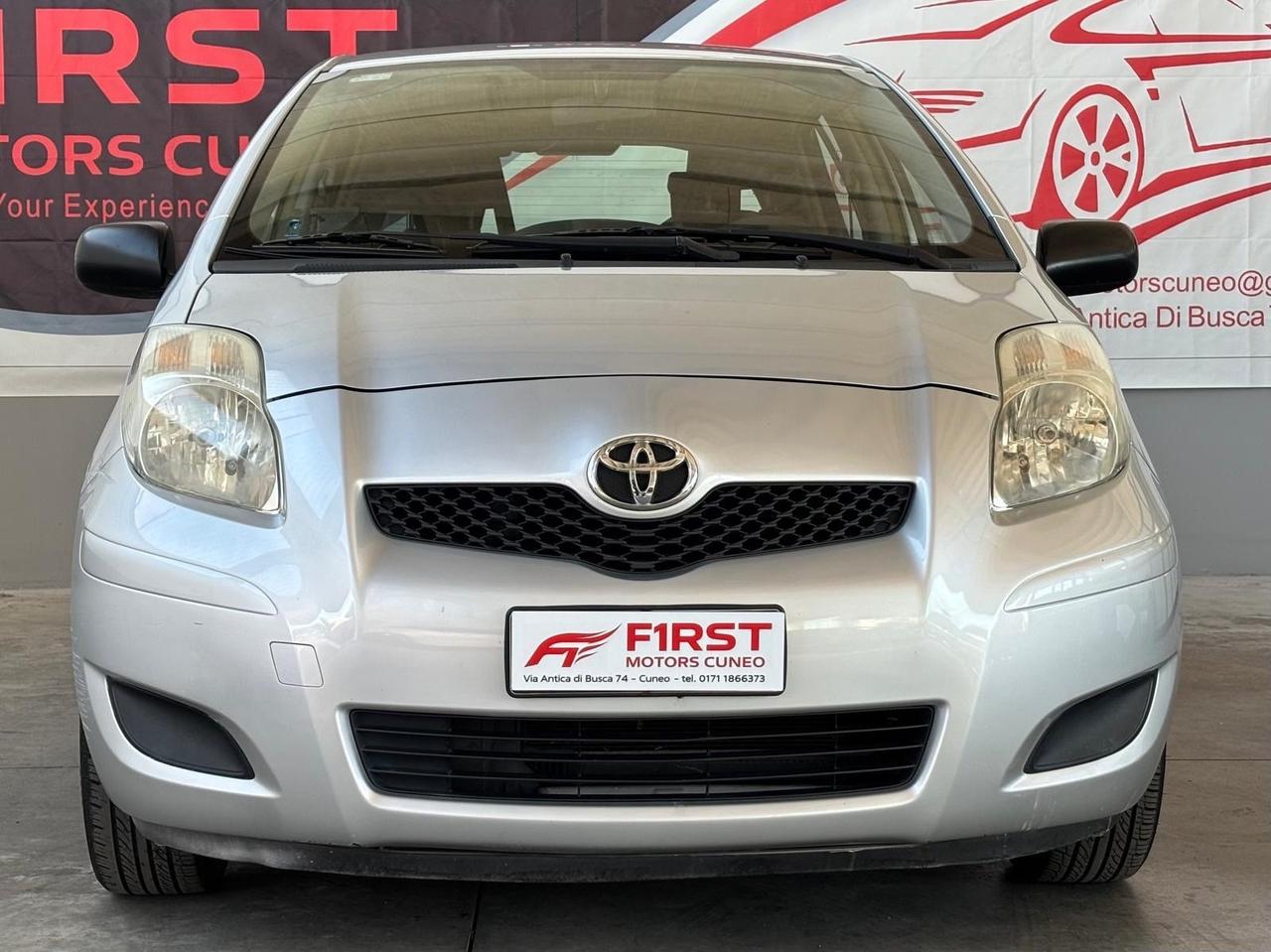 Toyota Yaris 1.0 5P Luxury pack