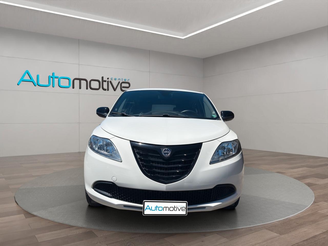 Lancia Ypsilon 1.2 69 CV 5 porte GPL Ecochic Silver