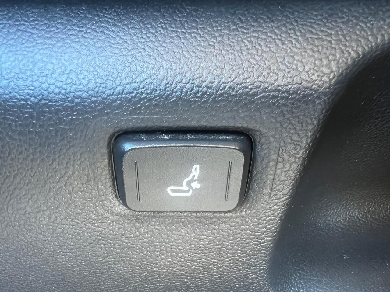 Toyota C-HR 1.8 Hybrid E-CVT Business