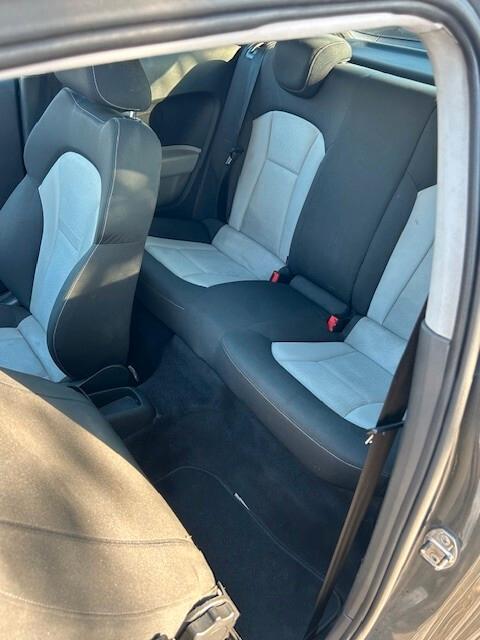 Audi A1/S1 1.6 TDI 105 CV - 2011 PERFETTA