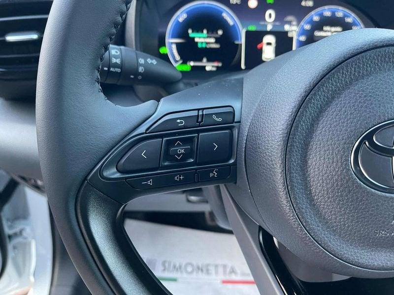Toyota Yaris 1.5 130 Hybrid 5 porte Lounge - NUOVA