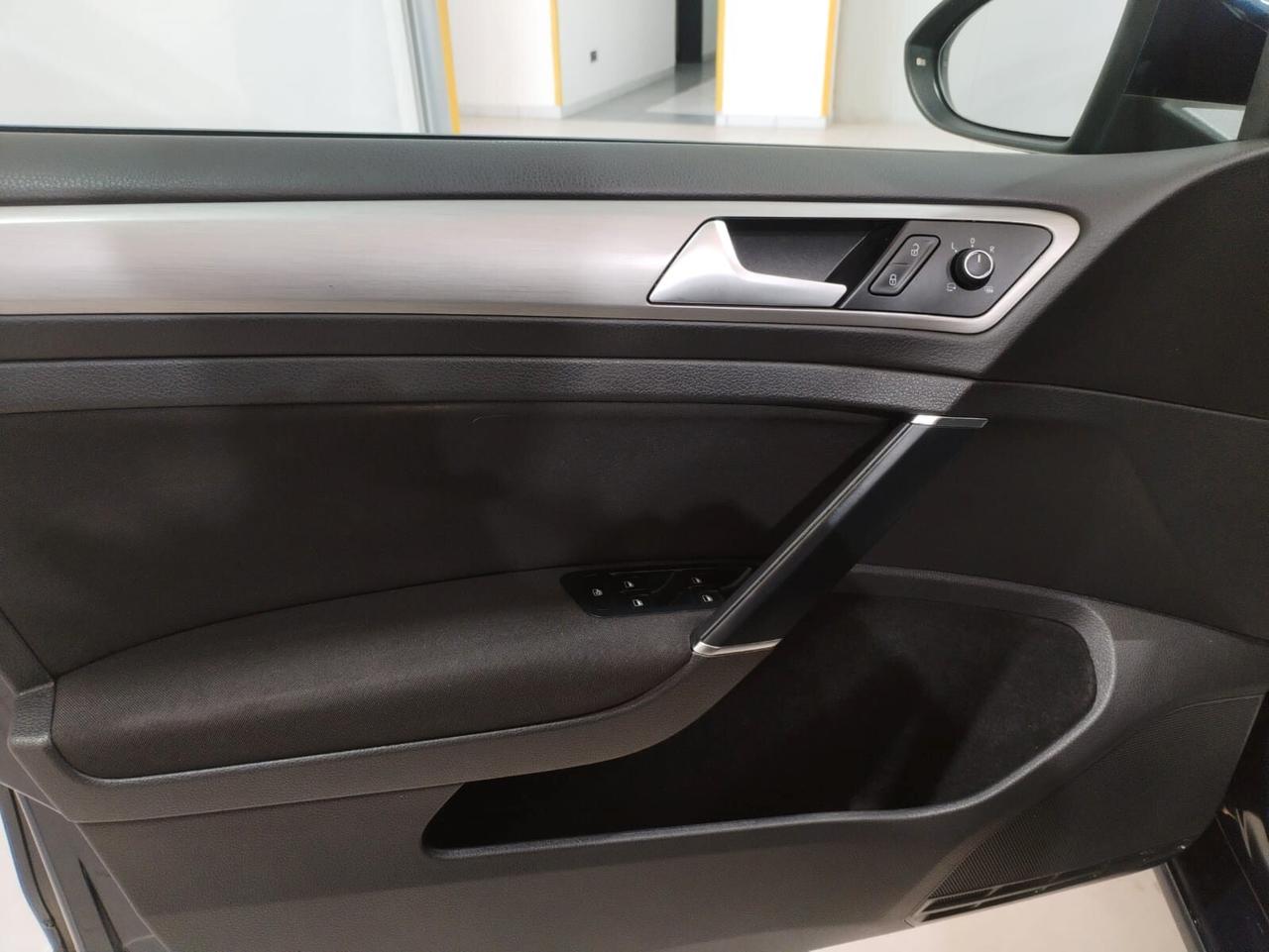 Volkswagen Golf Variant Business 1.6 TDI 105 CV Comfortline BMT