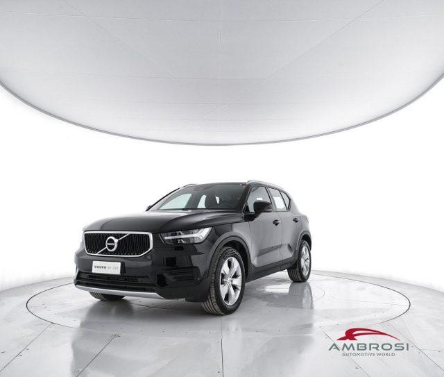 VOLVO XC40 T3 Geartronic Momentum