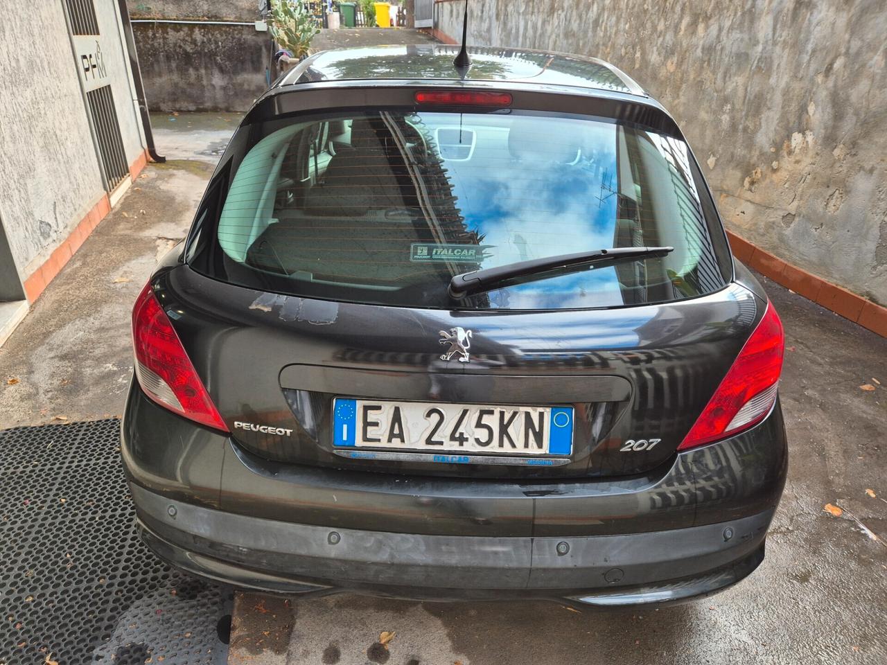 Peugeot 207 1.4 8V 75CV 5p. X Line ECO GPL