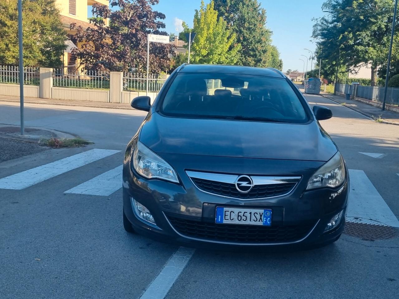 Opel Astra 1.9 CDTI 120CV Garanzia 12 mesi