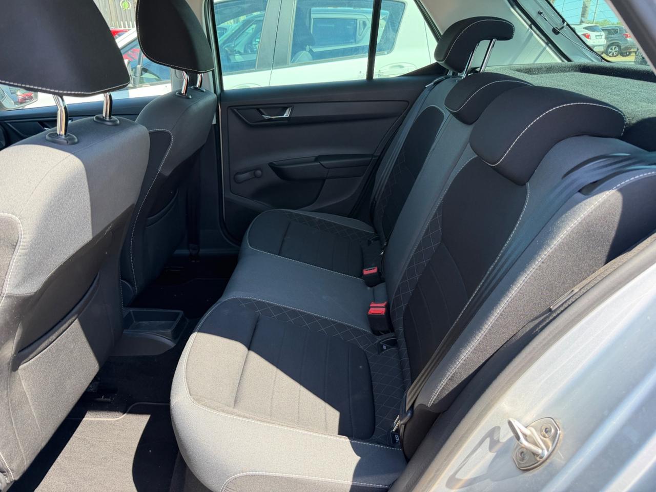 Skoda Fabia 1.0 MPI 60 CV Twin Color Argento