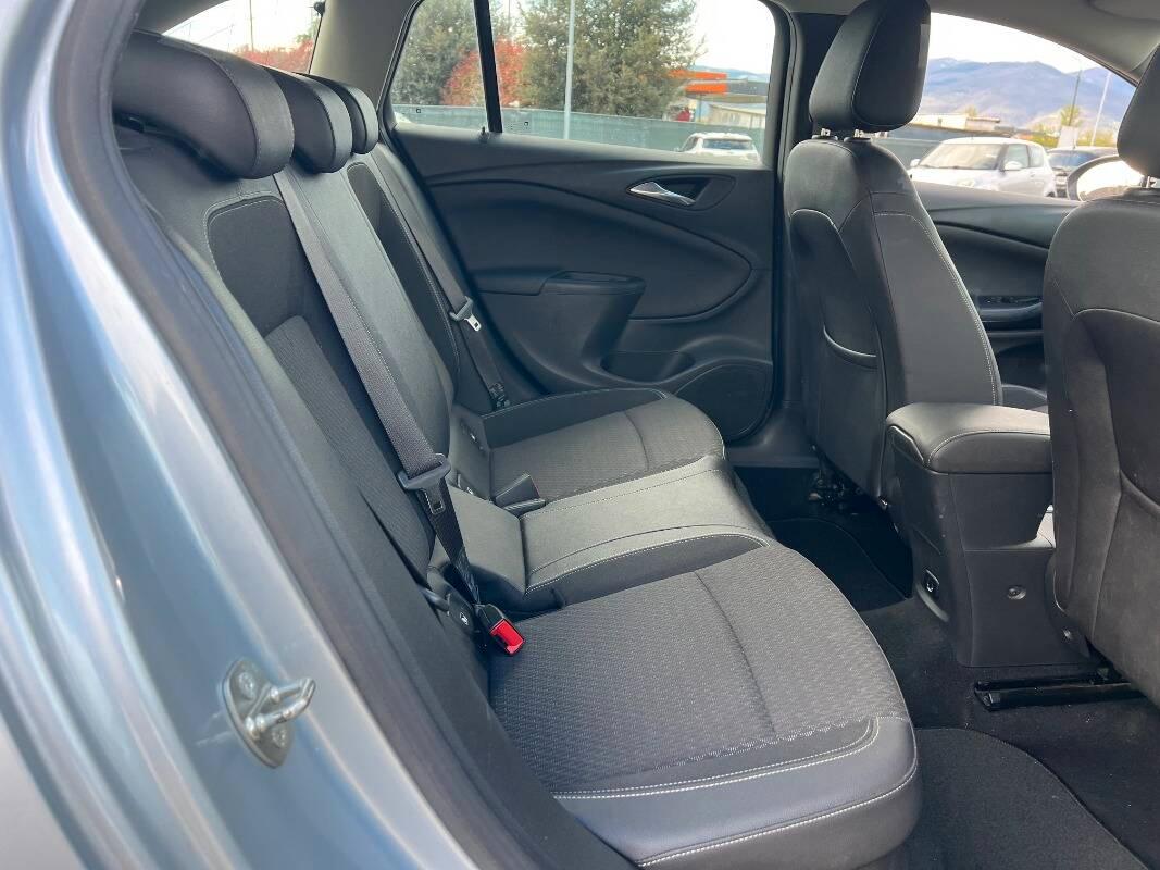 Opel Astra 1.6 cdti Innovation s&s 110cv