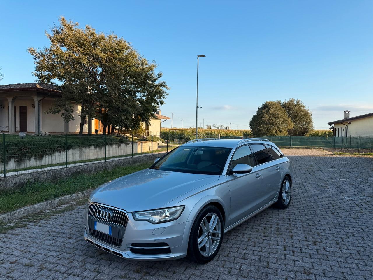 Audi A6 Allroad 3.0 TDI Quattro Business plus