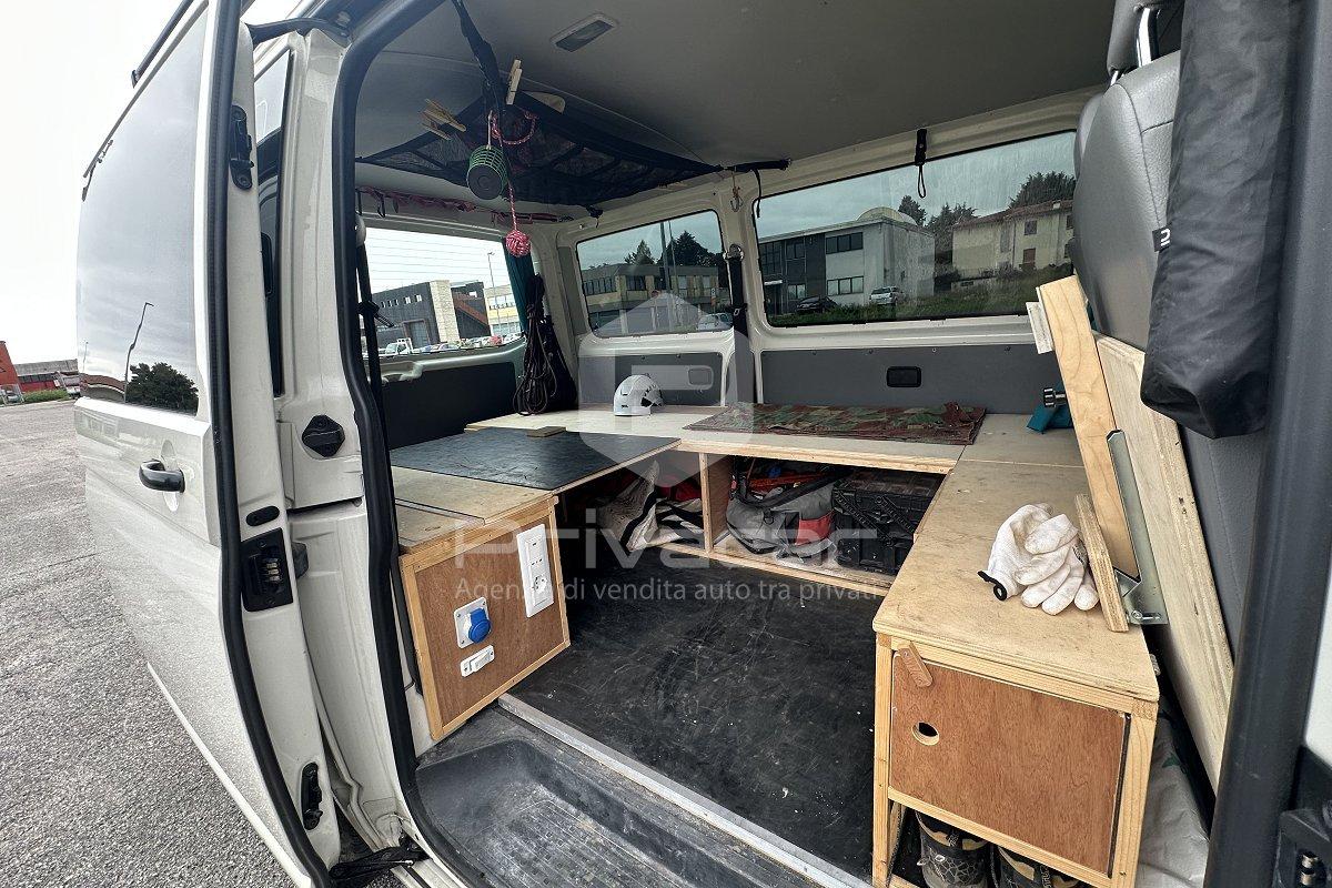 VOLKSWAGEN Transporter 2.5 TDI/130CV PC Kombi