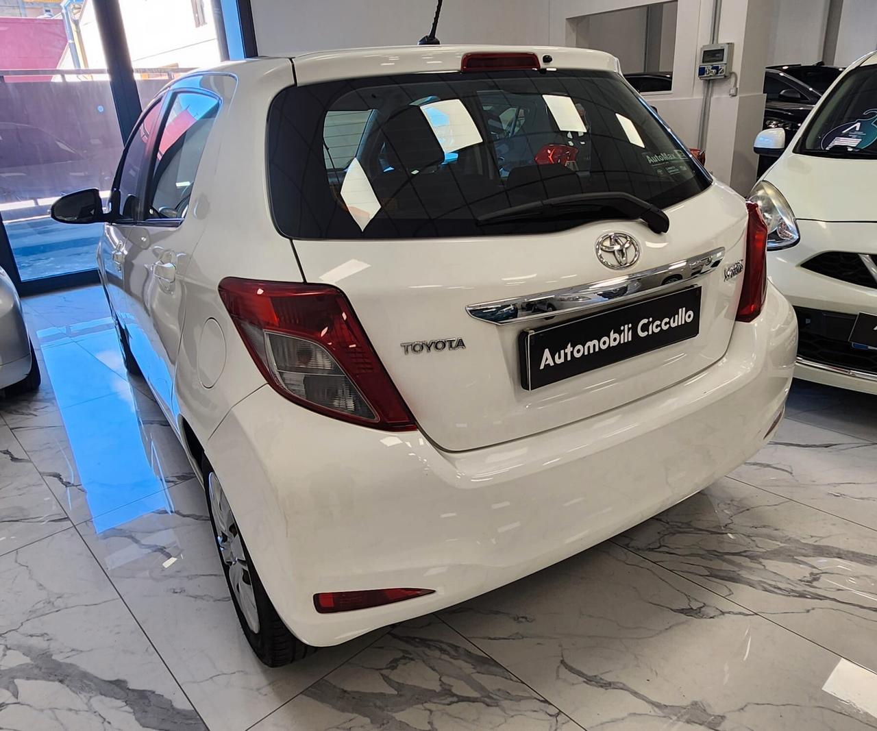 Toyota Yaris 1.4 D-4D 5 porte Lounge