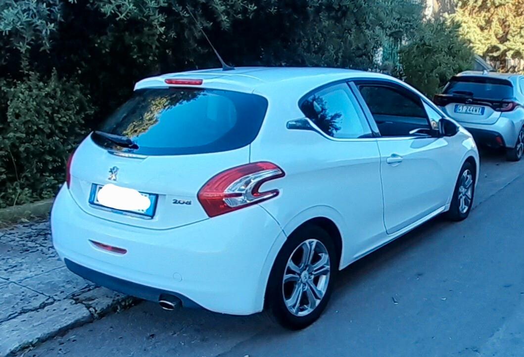 Peugeot 208 1.2 VTi 82 CV 3 porte Allure